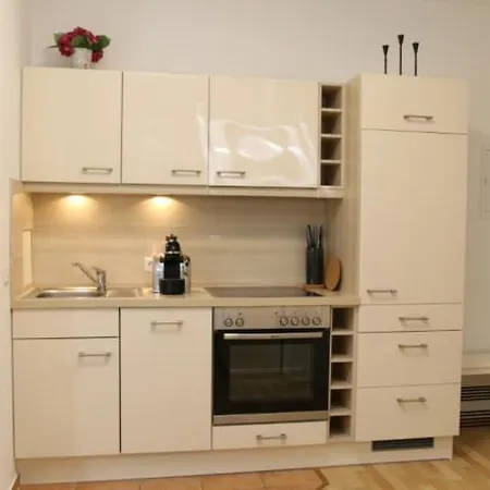 Freia Apartment *